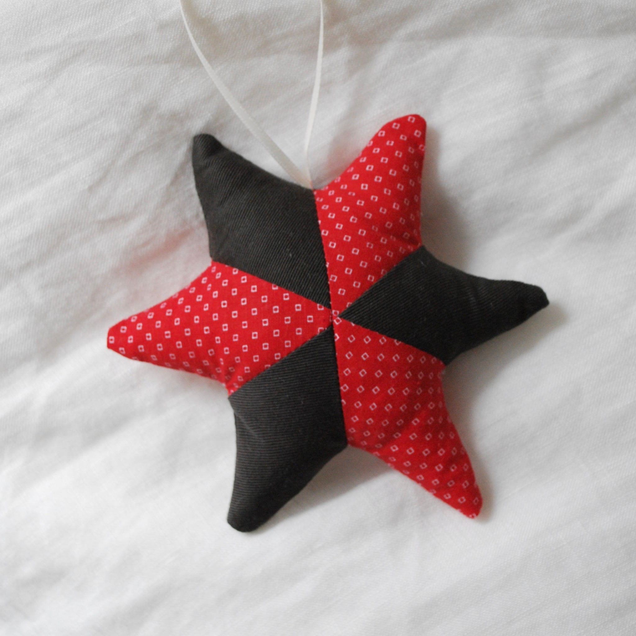 Quilted Star Ornament