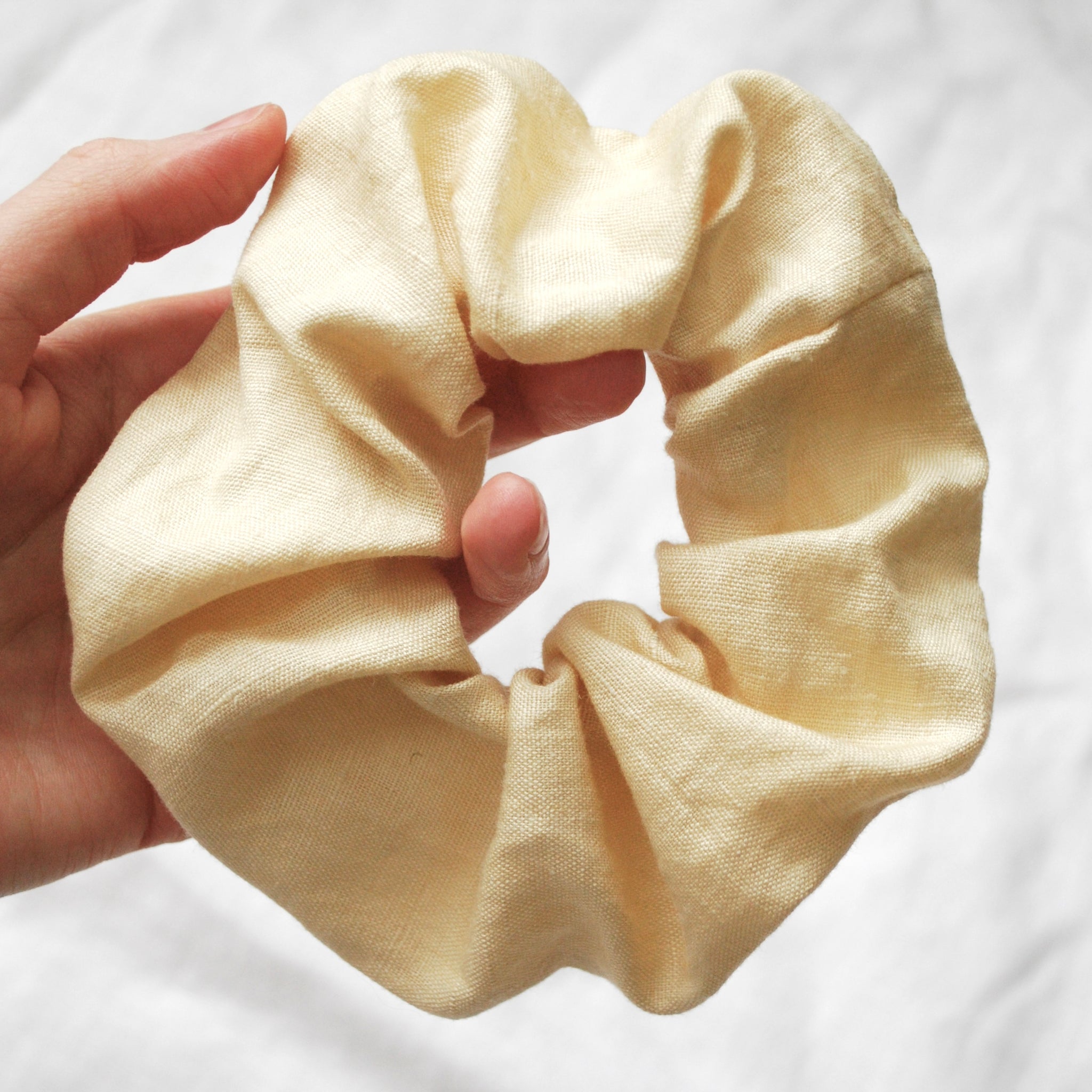Semolina Linen Scrunchie